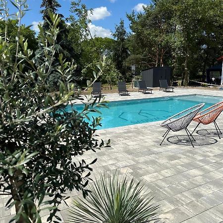 Sadova Park Villa Ślesin Екстериор снимка