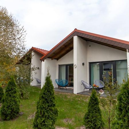 Sadova Park Villa Ślesin Екстериор снимка