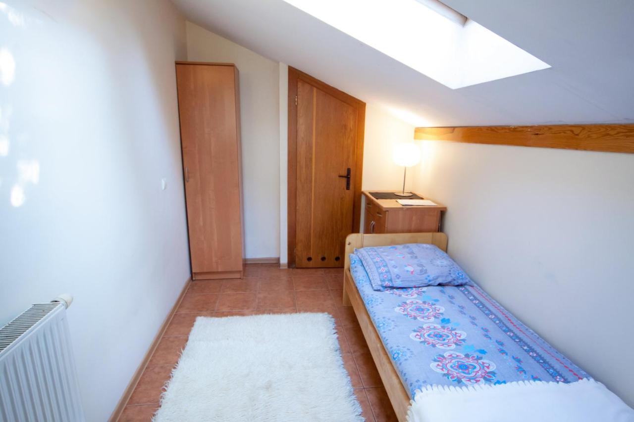 Sadova Park Villa Ślesin Екстериор снимка