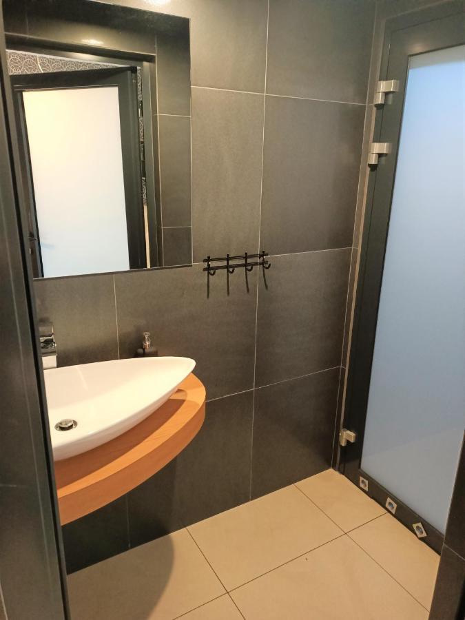 Sadova Park Villa Ślesin Екстериор снимка
