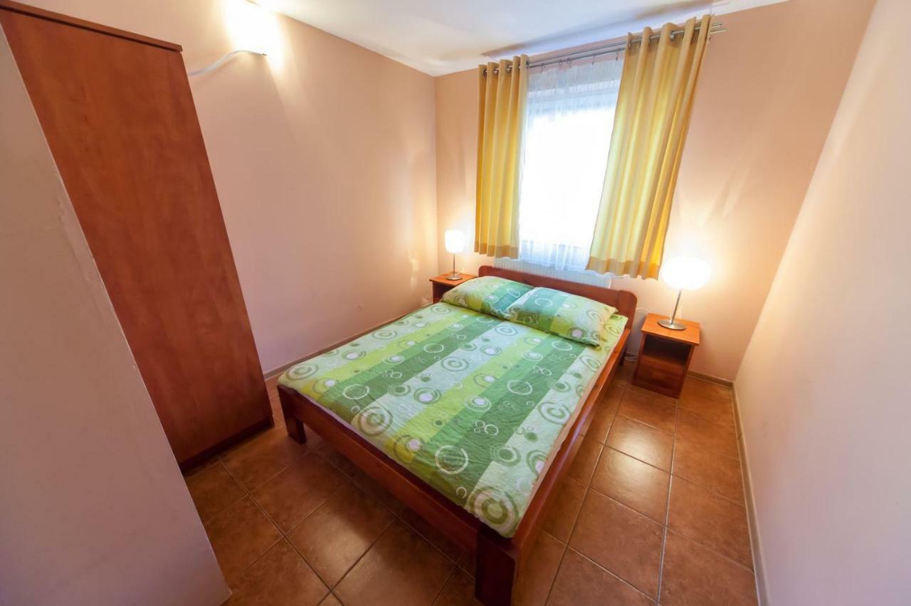Sadova Park Villa Ślesin Екстериор снимка